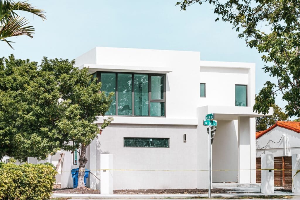Impact of Miami's Unique Climate on Construction Projects