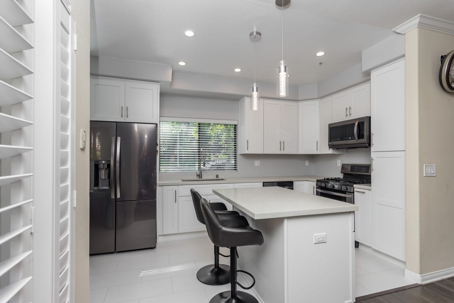 Completed kitchen remodel in a South Florida home