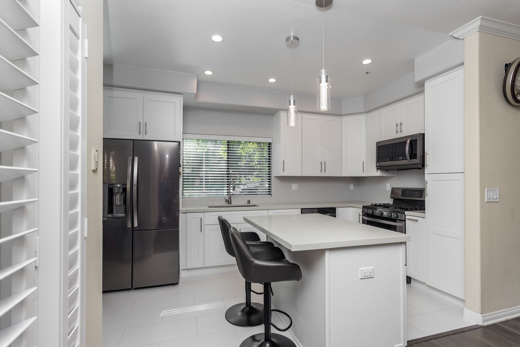 Completed kitchen remodel in a South Florida home