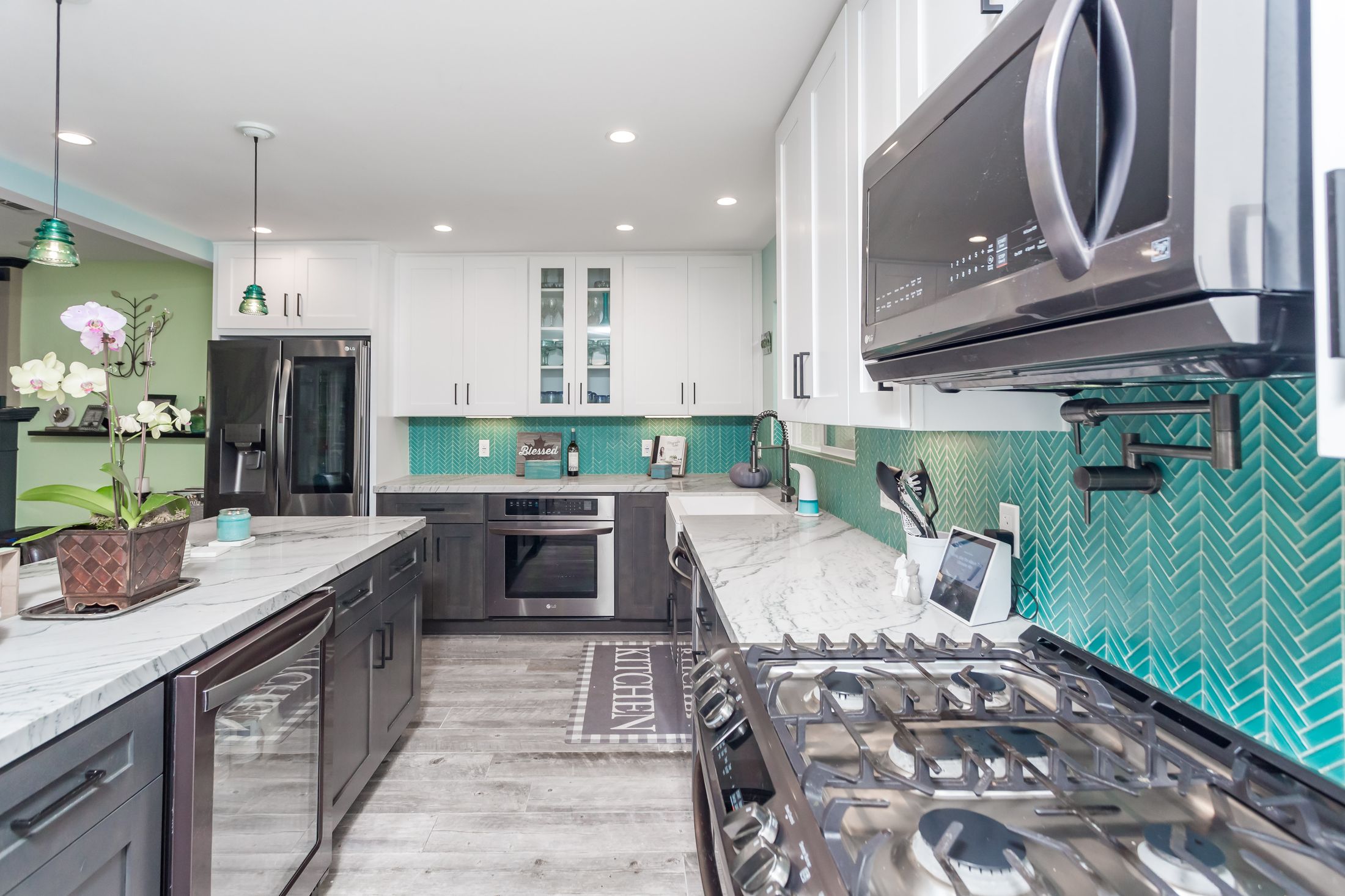 Completed kitchen remodel in a South Florida home
