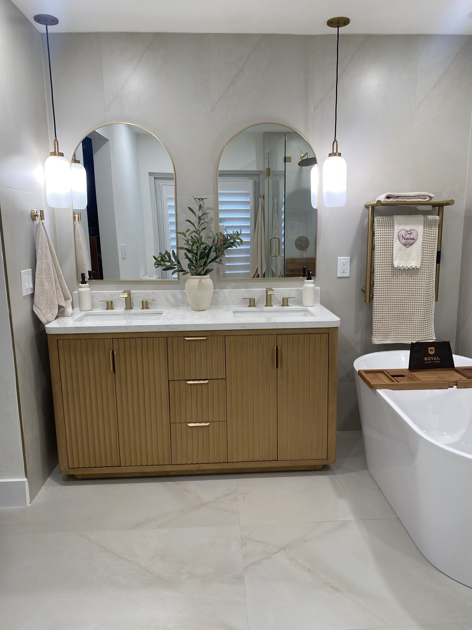 Contemporary Primary Bath Remodel with Fluted Vanity & Freestanding Tub