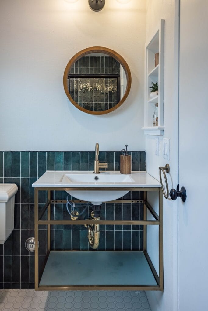 Emerald Tile Walk-In Shower Bathroom Remodel — photo 11
