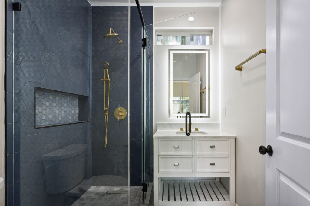 Detached Garage Converted into a Full Studio Living Suite — photo 14