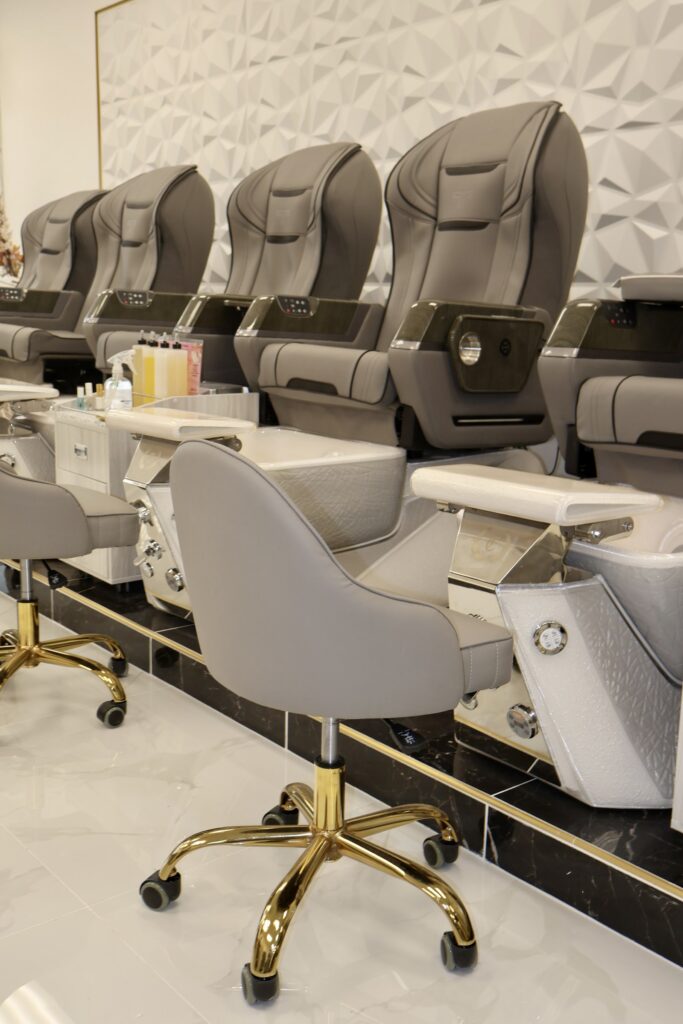 Nail Salon & Spa Interior Buildout with Mirrored Hexagon Accent Wall — photo 2
