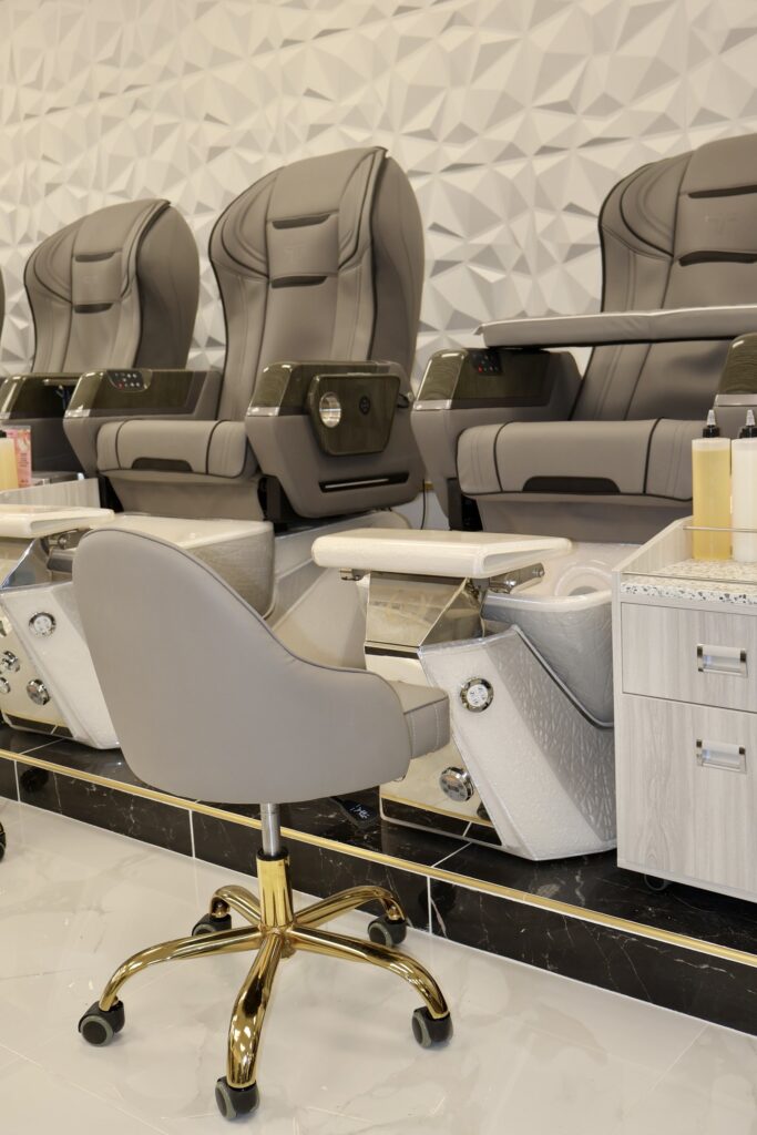 Nail Salon & Spa Interior Buildout with Mirrored Hexagon Accent Wall — photo 3