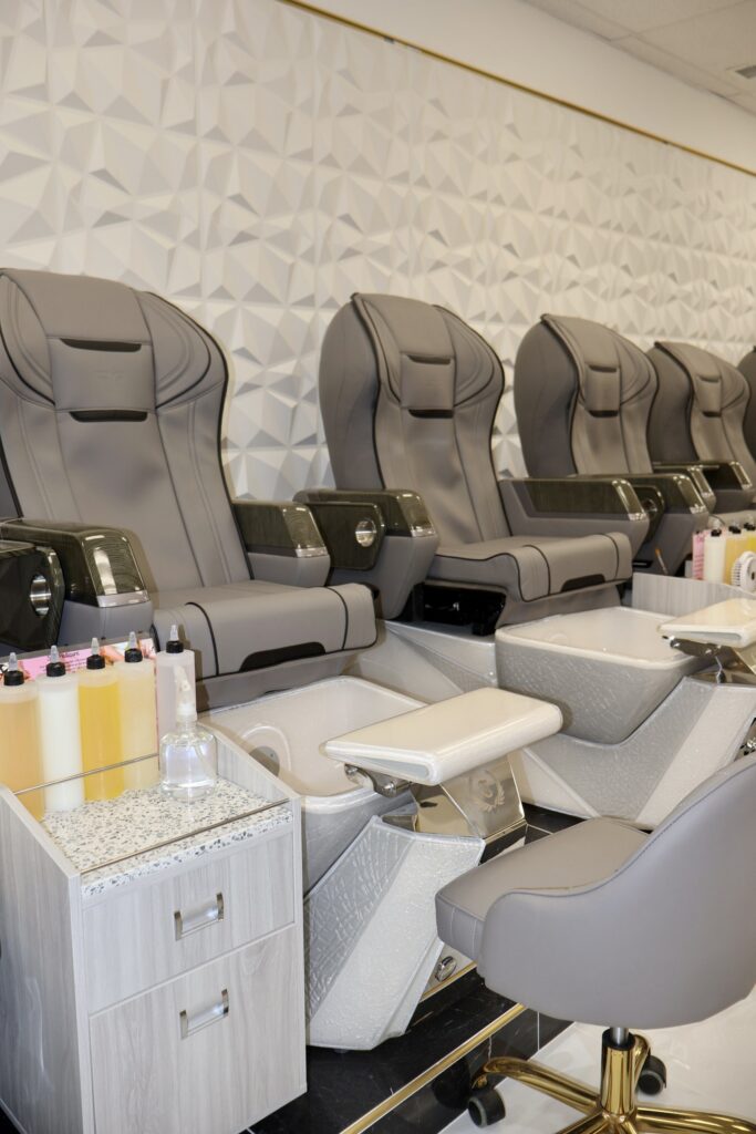Nail Salon & Spa Interior Buildout with Mirrored Hexagon Accent Wall — photo 8