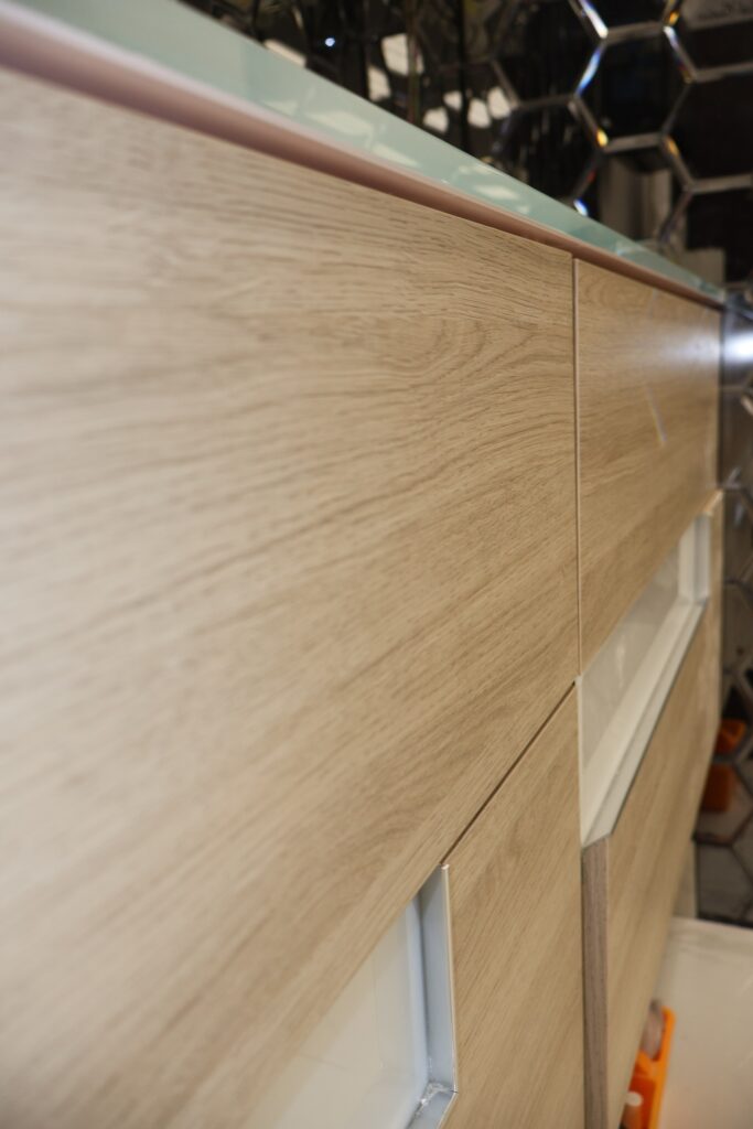Nail Salon & Spa Interior Buildout with Mirrored Hexagon Accent Wall — photo 33
