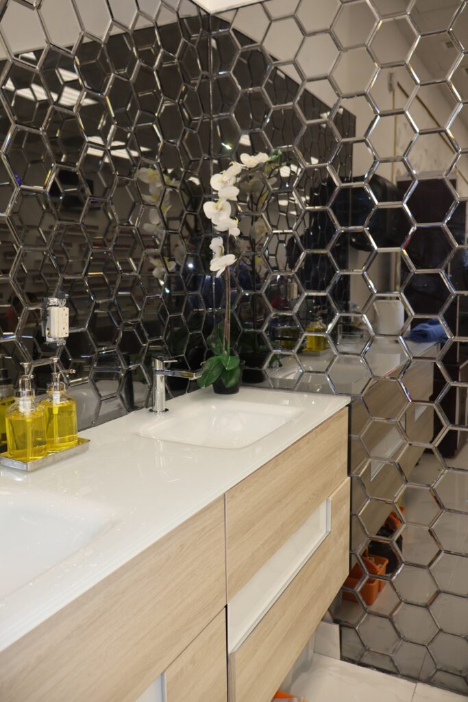 Nail Salon & Spa Interior Buildout with Mirrored Hexagon Accent Wall — photo 36