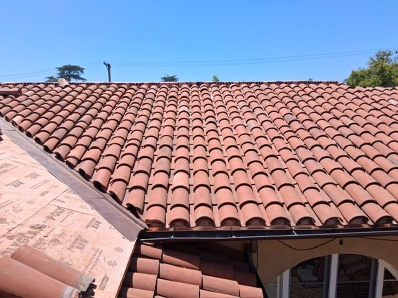 Roof inspection and wind mitigation work by Elbaz Construction across South Florida: shingle and tile roof coverings, decking, underlayment and roof penetrations